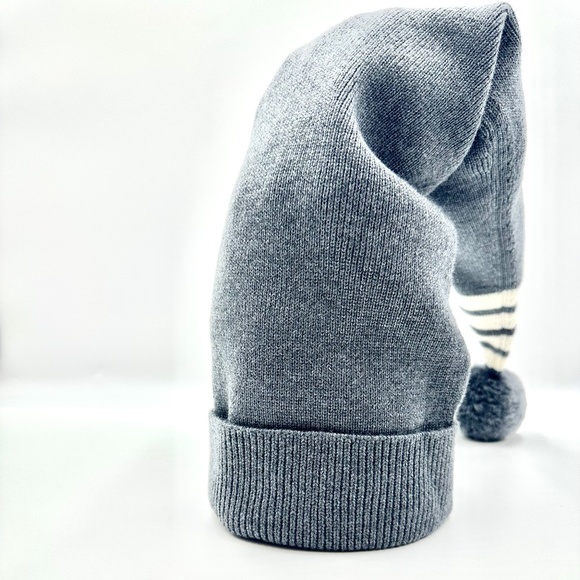 THOM BROWNE Grey Striped Stocking Beanie with Pouf Ball - Picture 3 of 10